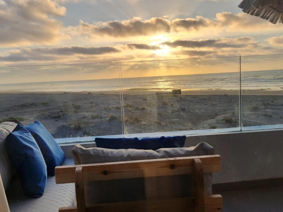 Sidi Rahal Blue View, Beachfront Wide Seaview With Pool Exteriör bild