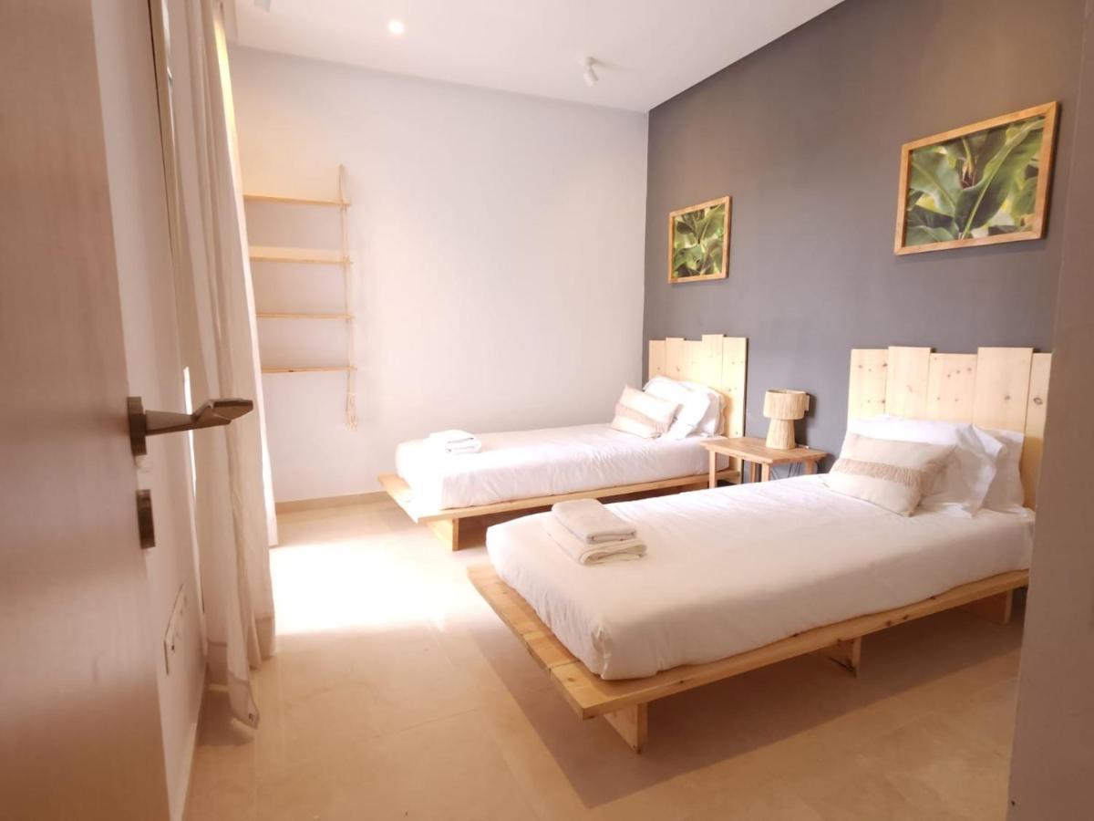 Sidi Rahal Blue View, Beachfront Wide Seaview With Pool Exteriör bild