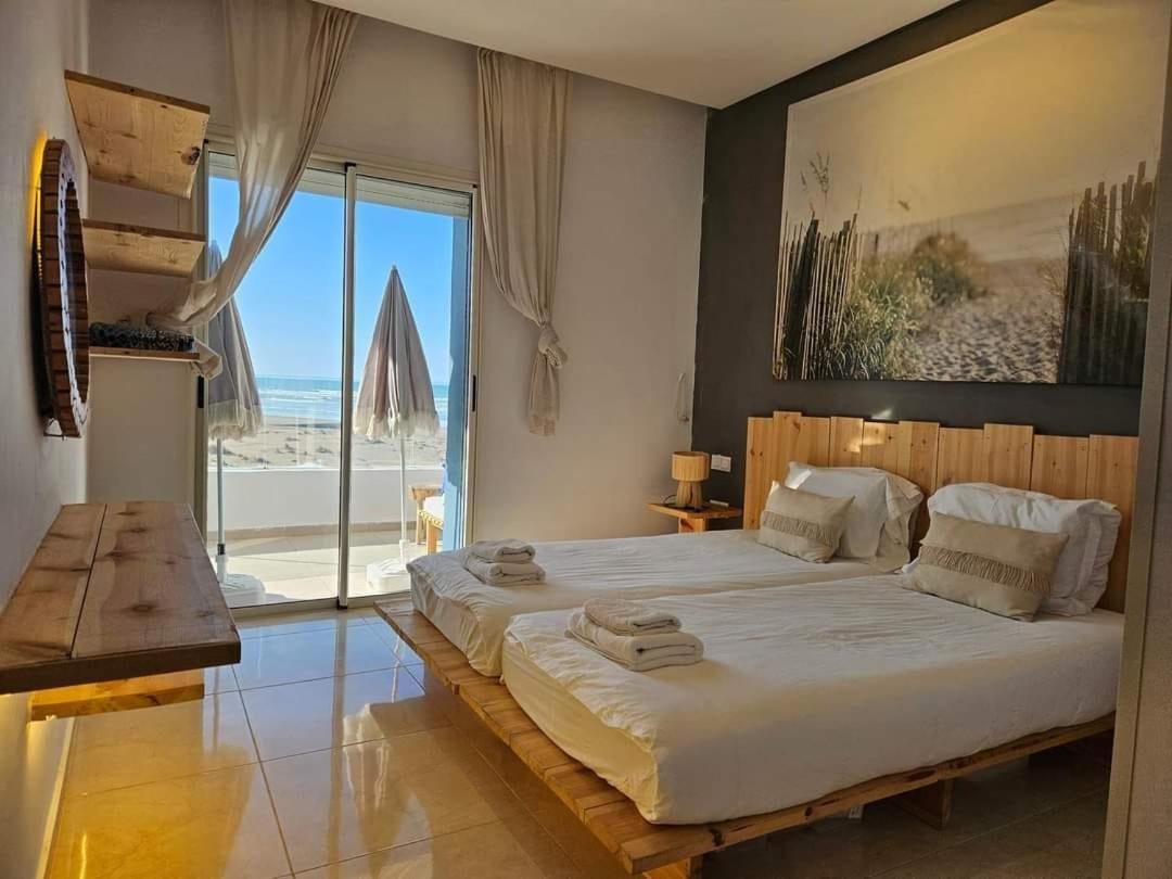 Sidi Rahal Blue View, Beachfront Wide Seaview With Pool Exteriör bild